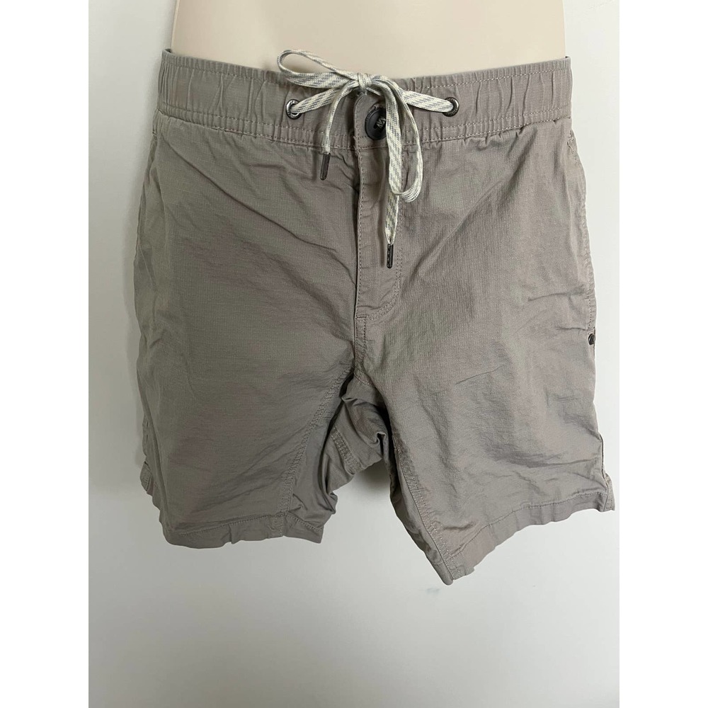 Vuori Men's Size or 30" waist small " Ripstop" shorts  in tan GUC